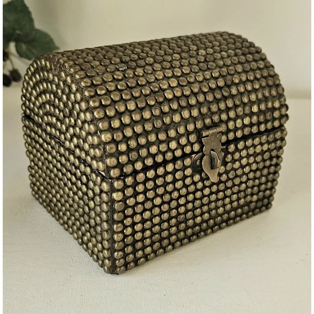 Vintage Brass Hobnail Wood Barrel Top Trinket Box 5